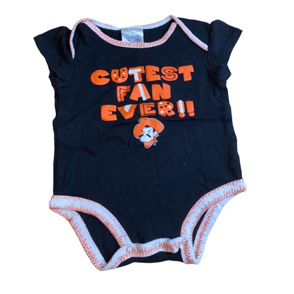 Rivalry Threads Graphic Pokes Onesie - Picture 1 of 3